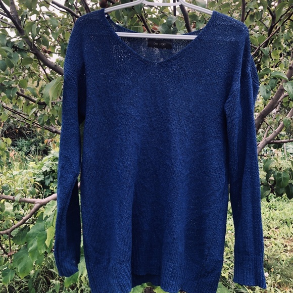 Loose knit slouchy royal blue jumper - Picture 1 of 3